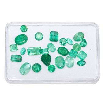 Konvolut Smaragde zus. 14,7 ct,