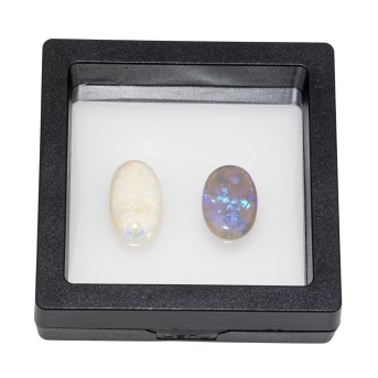 2 lose Opale von zus. 13,6 ct,