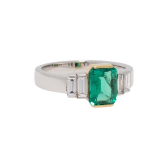 Ring mit feinem Smaragd, ca. 1,3 ct, 