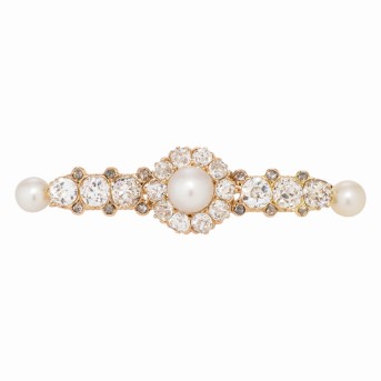 Brosche mit 16 Altschliffdiamanten zus. ca. 2,5 ct,