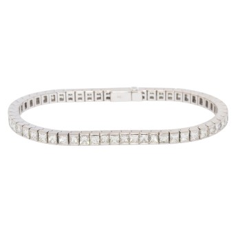 Tennisarmband mit 56 Diamanten zus. ca. 8,8 ct,