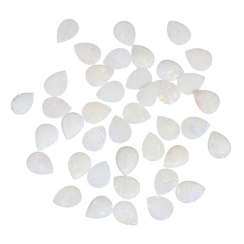 Konvolut von 40 Opal-Cabochons
