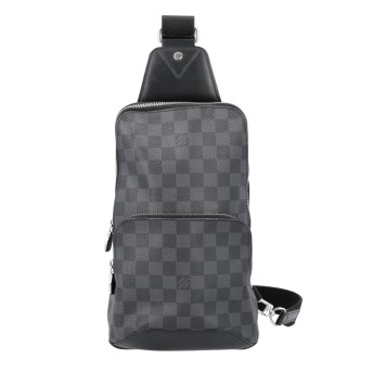 LOUIS VUITTON LOUIS VUITTON Umhängetasche 'AVENUE SLINGBAG'.