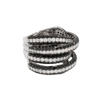 Ring mit Brillanten von zus. ca. 2,4 ct,