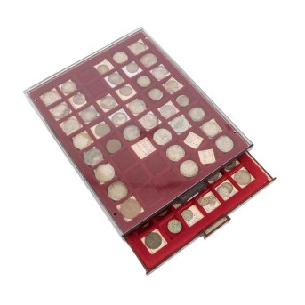 Mittelalter – kleine Sammlung auf zwei Münztableaus,