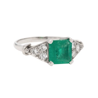 Ring mit Smaragd und Brillanten