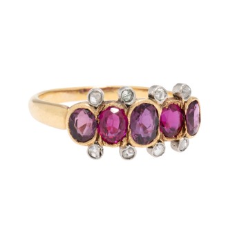 Jugenstil Ring mit Rubinen und Diamanten,