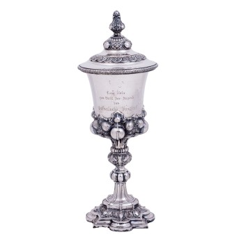SACKERMANN, HESSENBERG & CO/FRANKFURT a.M., Deckelpokal, 13 Lot, um 1850/60,