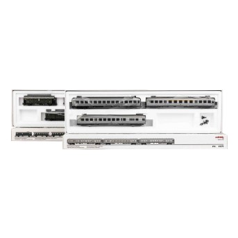 MÄRKLIN zwei Personenwagen-Sets, Spur H0,