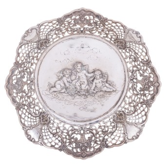 DEUTSCH Schale mit Puttenszene, 800 Silber, 20 Jh.,