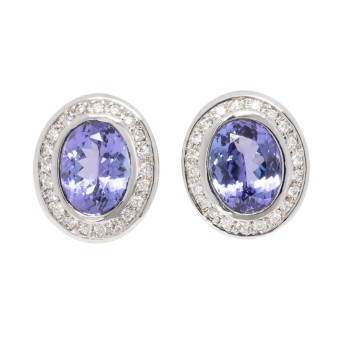 Ohrstecker mit ovalen Tansaniten 3,6 ct. umrahmt mit Brillanten zus. 0,25 ct.