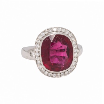 Ring mit großem Rubelit von ca. 10 ct