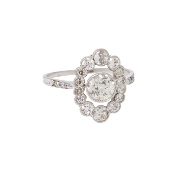 Ring mit  zentralem Altschliffdiamanten