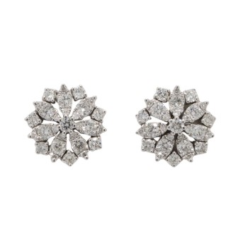 Ohrstecker mit Diamanten