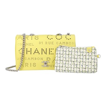 CHANEL Umhängetasche 'LOGO EYELETS FLAP BAG', Koll.: 2019.