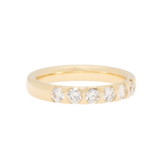 Ring mit 6 Brillanten von zus. ca. 1,0 ct (punz.),  