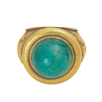 Ring mit Smargad-Cabochon ca. 24 ct,