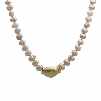 Collier Biwa Perlen, Schließe GG 14K mit Dia.-Brillanten.