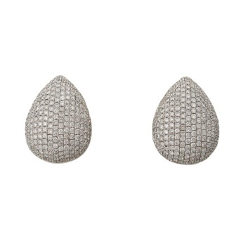 Very fine ear jewelry. Set with 452 brilliant-cut diam. totaling ca. 4.87 cts. TW-W/VSI-SI.