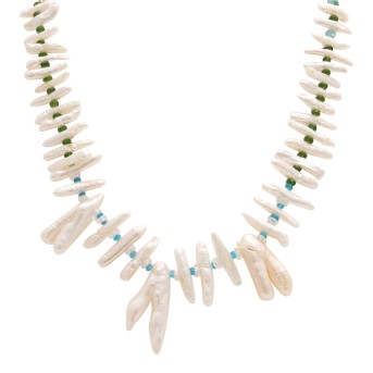 Freshwater cultured pearl necklace, especially with tsavorite and apatite and fluorite.