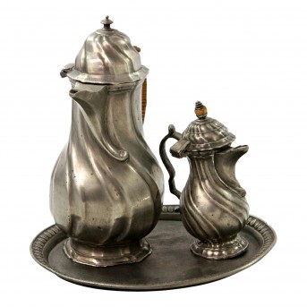 KAFFEKANNE, MOKKAKANNE UND TABLET