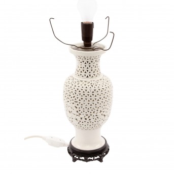 Vase als Lampenfuß. CHINA, 1. Hälfte 20. Jh
