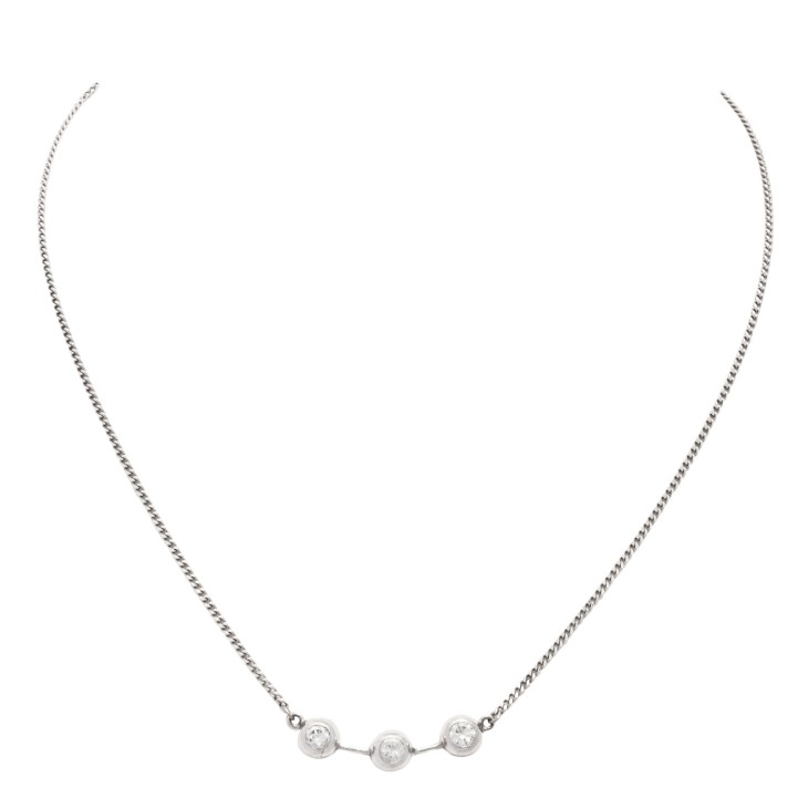 Collier mit 3 Brillanten, 