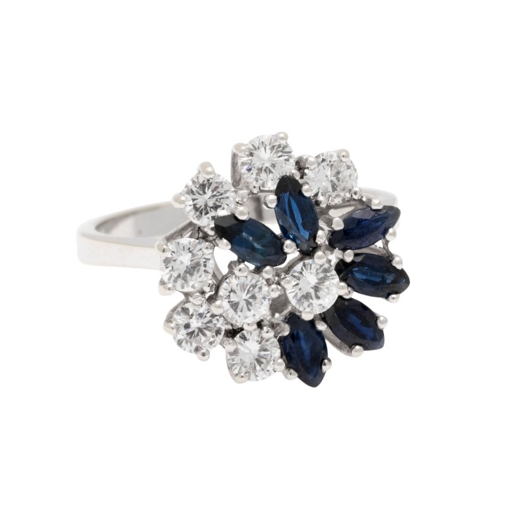 Ring mit 8 Brillanten,  