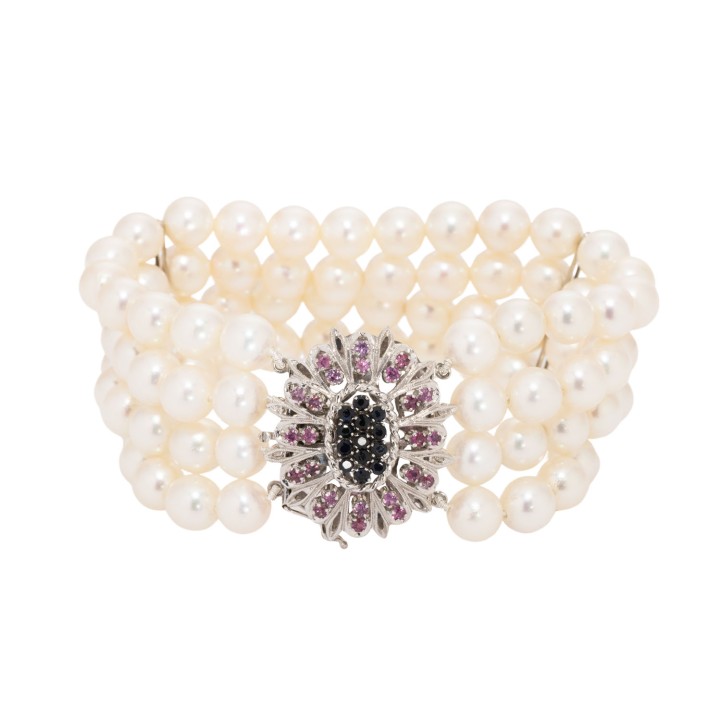 Armband, 4-reihig mit 88 Akoya-Zuchtperlen, 