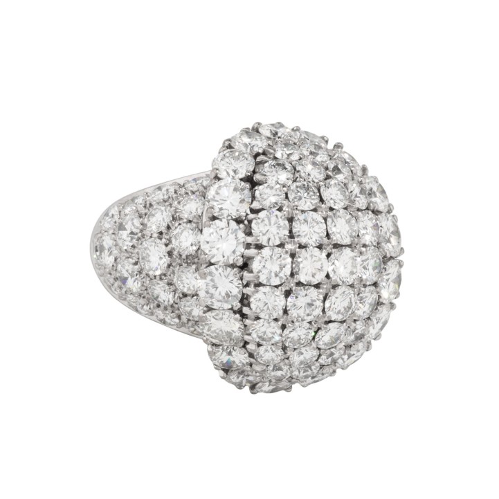 Ring with diamonds of approx. 7 ct, 