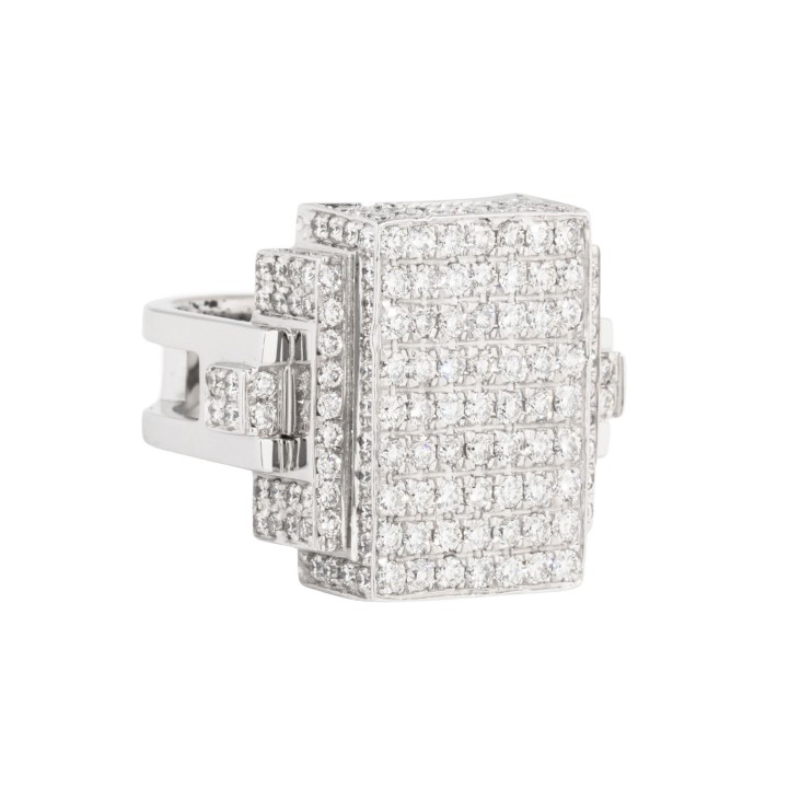 Ring with diamonds totaling approx. 3.5 ct,  