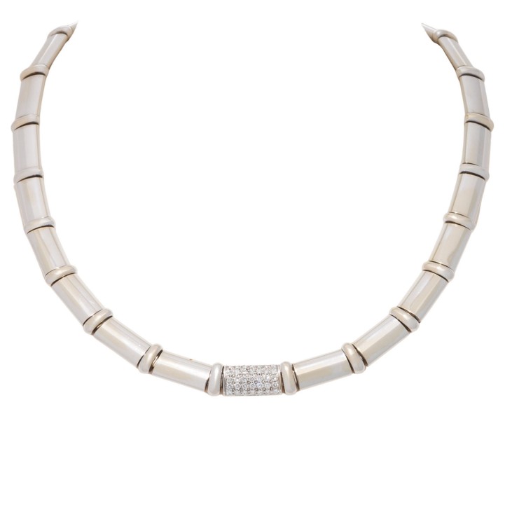 Collier mit 35 Brillanten, 