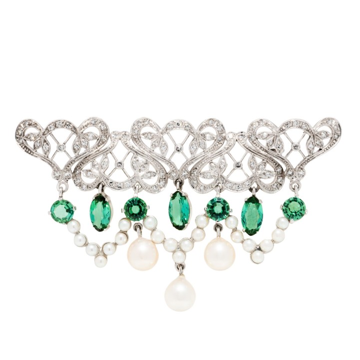 Beautiful brooch in Belle Époque style 