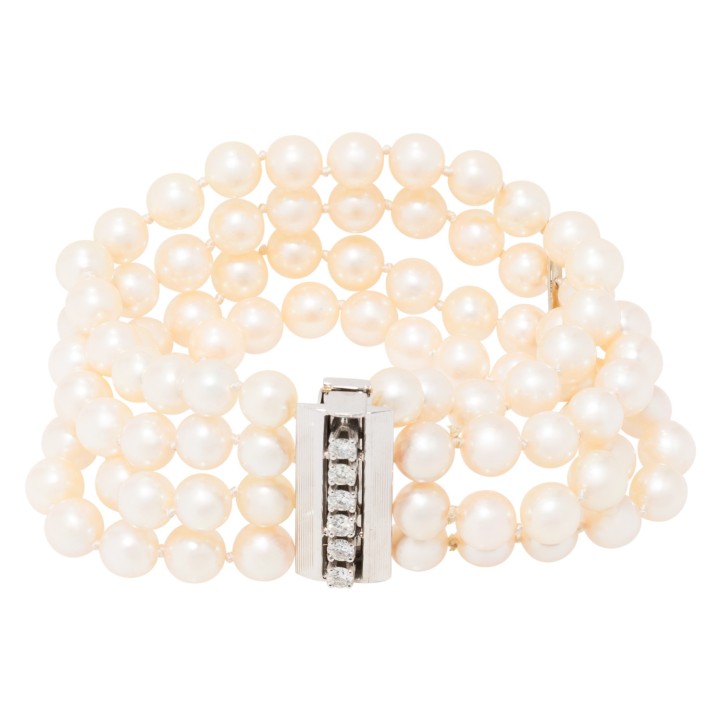4-row pearl bracelet with diamond clasp, 