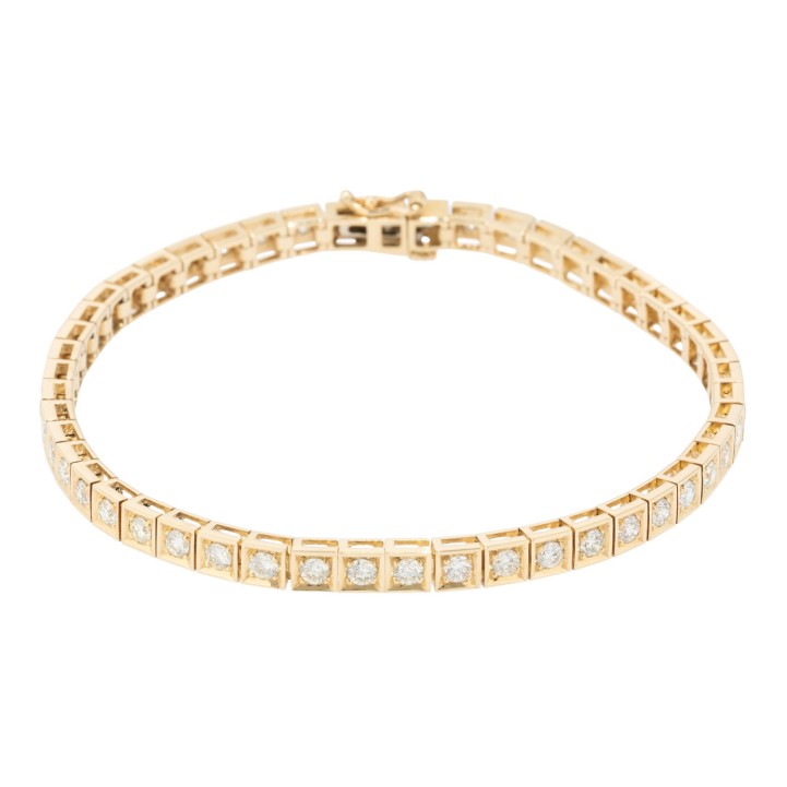 Tennisarmband mit Brillanten von zus. 2,5 ct,  