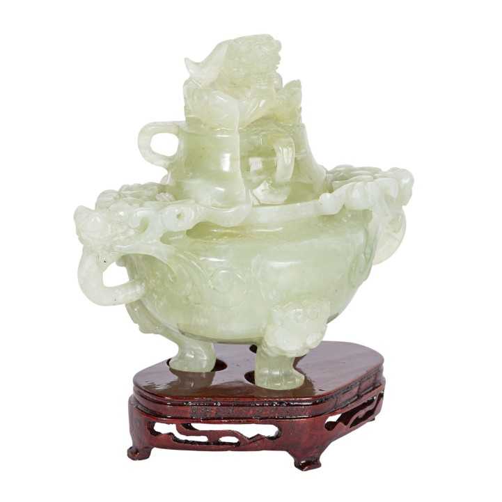 Incense burner made of jade. CHINA, 20th century. 