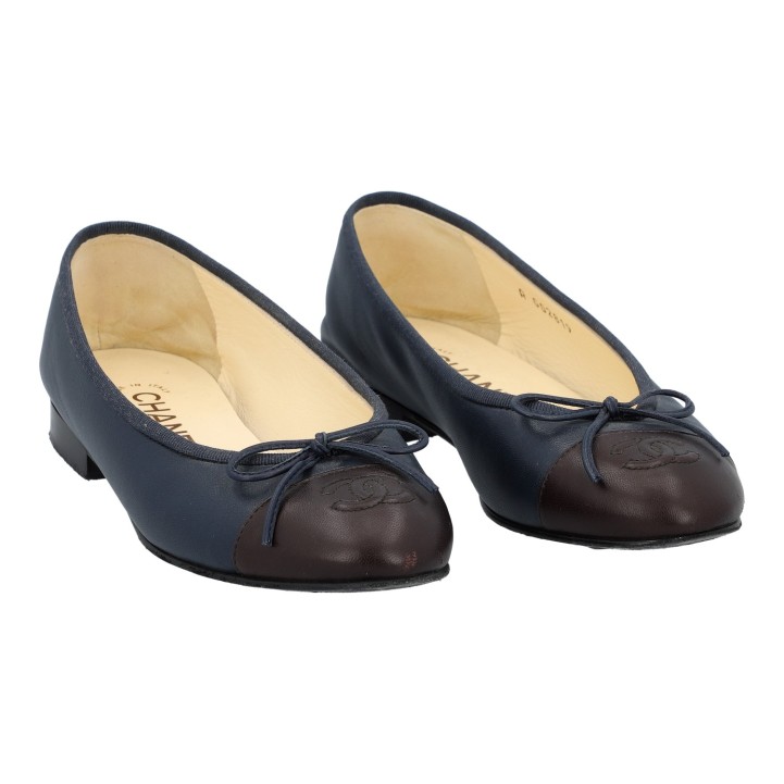 CHANEL Ballerinas, Gr. 36, akt. NP.: 960,-€. 