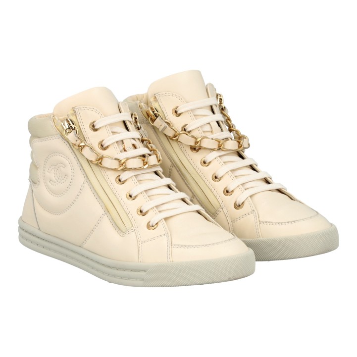 CHANEL Sneaker, Gr. 36,5. 
