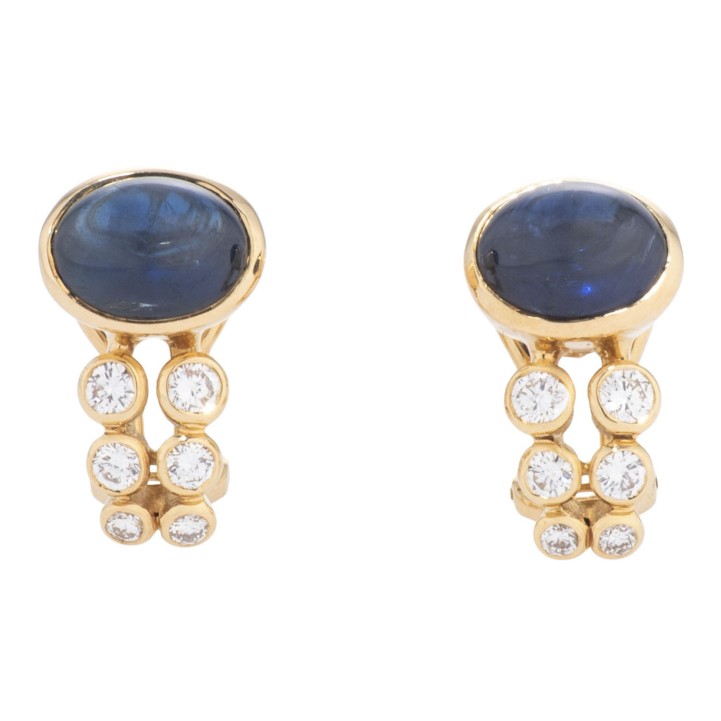 Paar Clip-Ohrstecker mit 2 Saphir-Cabochons,  