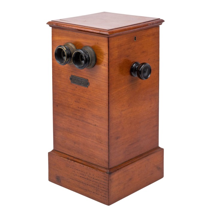 STEREO VIEWER WITH NATURE PHOTOGRAPHS, 