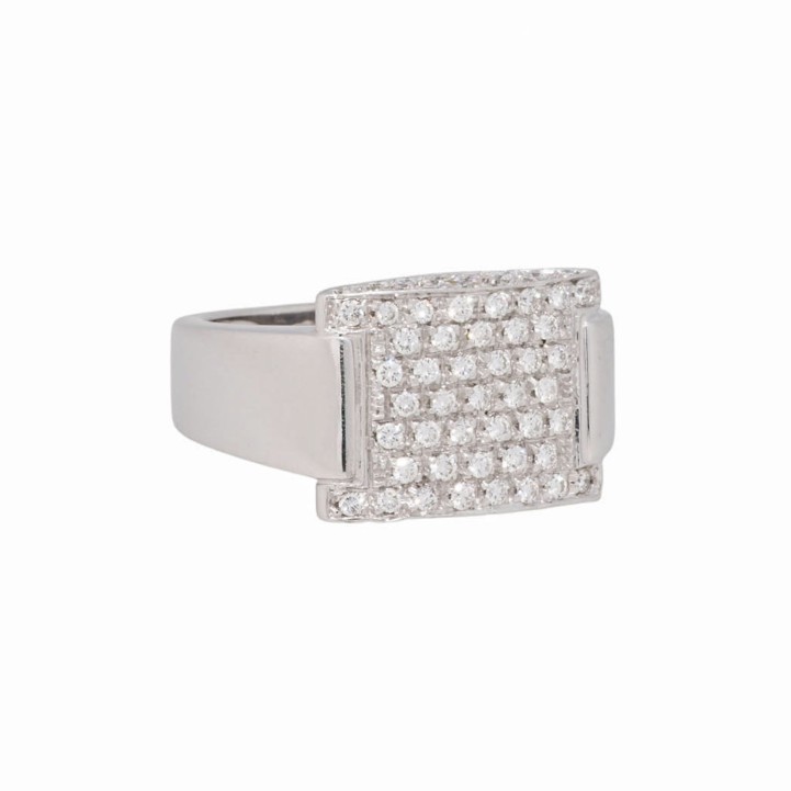 Ring mit 79 Brillanten 