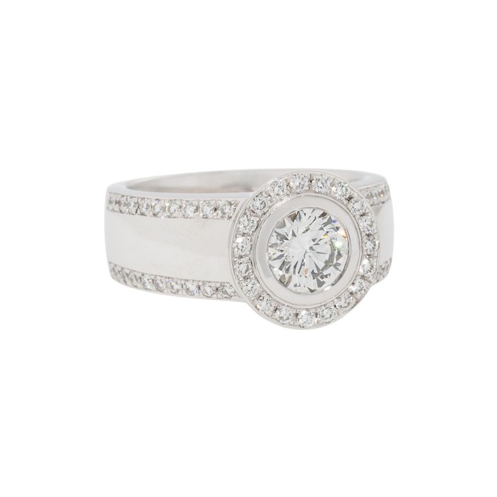 Ring mit Brillant, 0,93 ct, FW (G)/VS2  