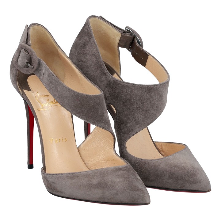 LOUBOUTIN Pumps, Gr. 39. 