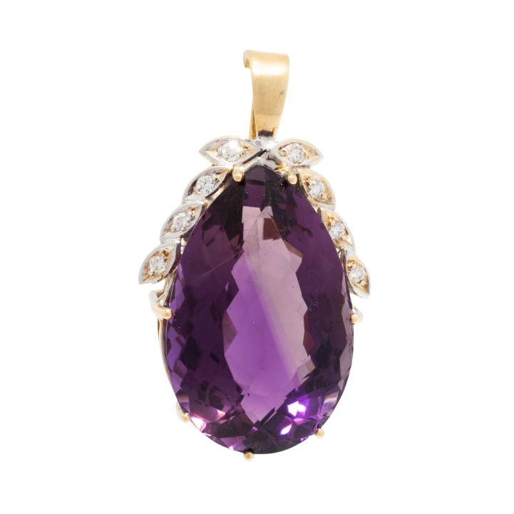 Clip-Anhänger mit Amethysttropfen und Brillanten  