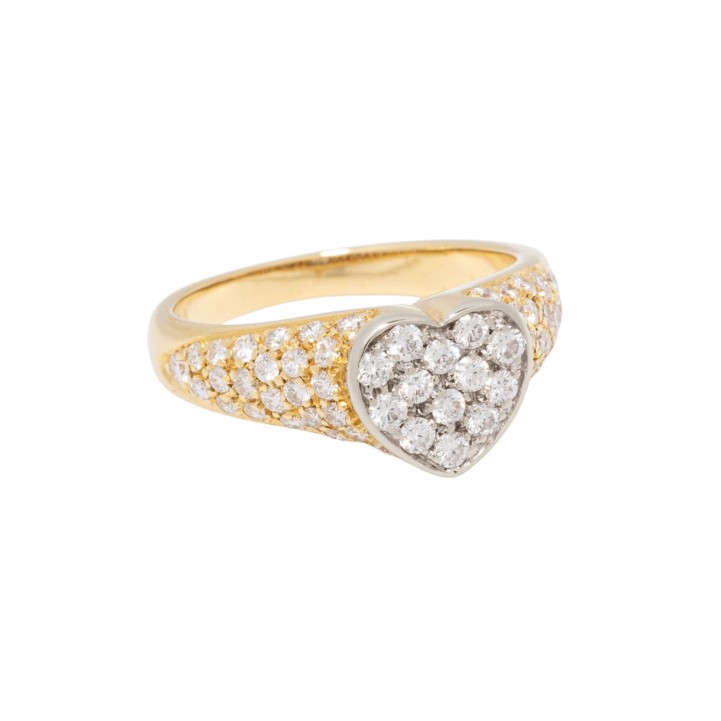Ring mit 60 Brillanten 