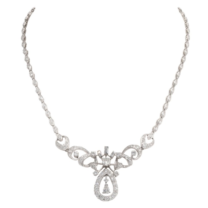 Collier mit Diamanten von zus. ca. 5,8 ct,  