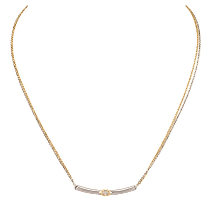 Collier mit Diamant im Ovalschliff 0,12 ct (grav.), 
