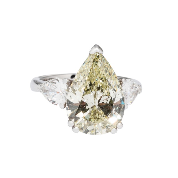 Hochfeiner Solitär Ring, mit 1 Diamant  