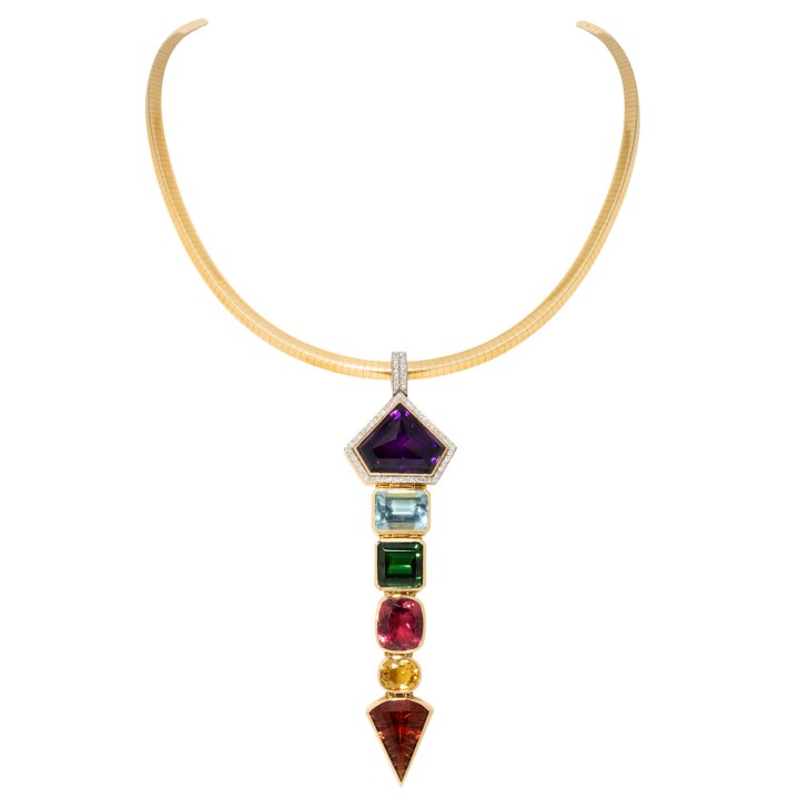 Collier mit 6 verschiedenen Farbsteinen und Schliffen, sowie Brillanten, 