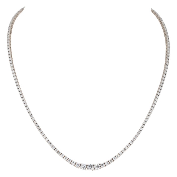 Collier mit 162 Brillanten von zus. 6,10 ct,  